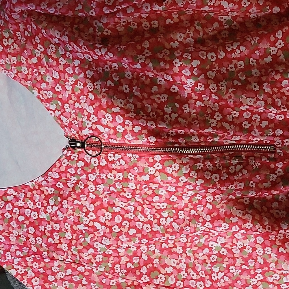 Blouse - Picture 2 of 3